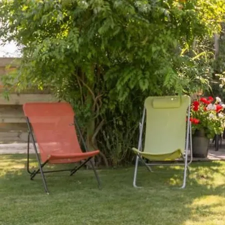 Charmante Maison Renovee A 300m De La Loire Avec Jardin, Terrasse, Wifi Et Equipements Bebe - Fr-1-306-815 Holiday home Saint-Julien-de-Concelles
