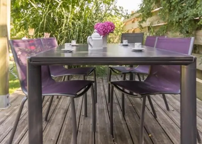 Vakantiehuis Charmante Maison Renovee A 300m De La Loire Avec Jardin, Terrasse, Wifi Et Equipements Bebe - Fr-1-306-815