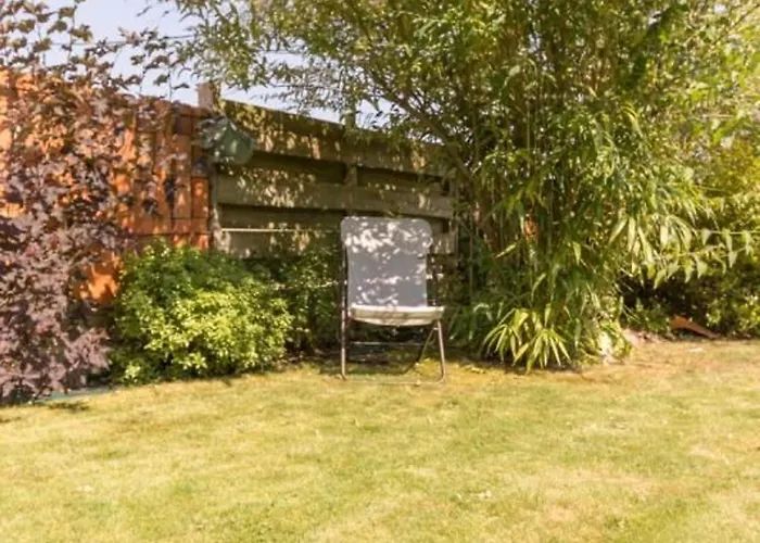 Charmante Maison Renovee A 300m De La Loire Avec Jardin, Terrasse, Wifi Et Equipements Bebe - Fr-1-306-815 Vakantiehuis